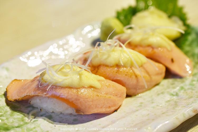 Rockzeed 13 Salmon Sushi